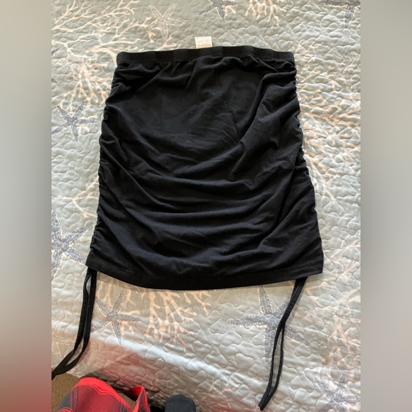 Shein woman size medium US 6 mini gathered at side skirt - Picture 6 of 6